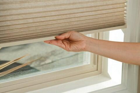 Honeycomb Blinds -SmartRise - Adjust by hand 